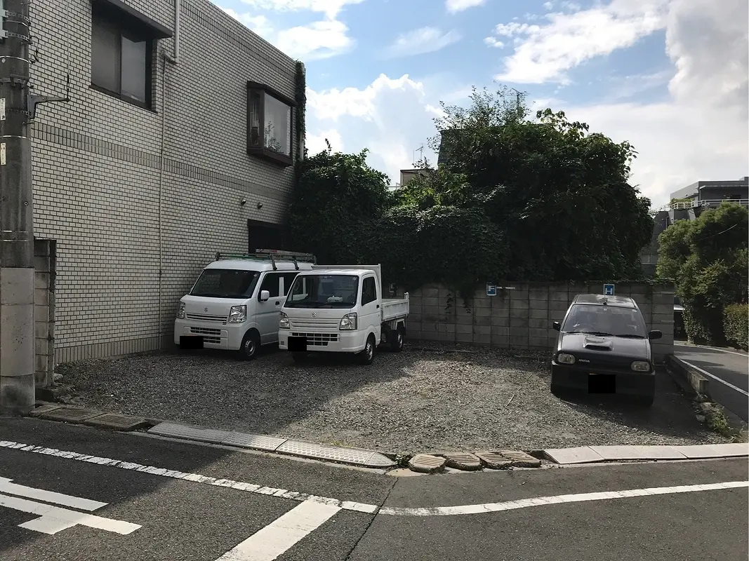 板橋区板橋２丁目　月極駐車場